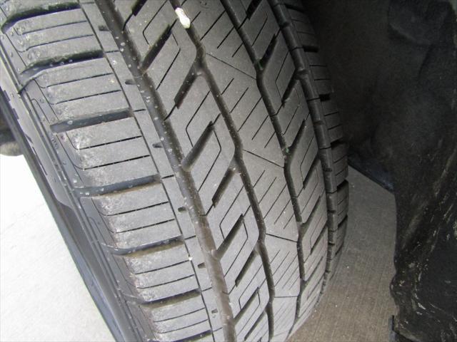 Photo of 2020 Magnetic Metallic Ford Explorer