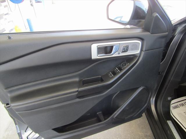 Photo of 2020 Magnetic Metallic Ford Explorer
