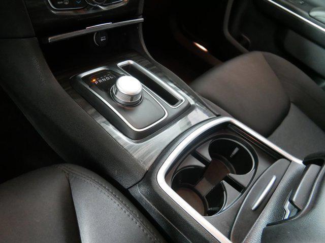 Photo of 2018 Granite Crystal Metallic Clearcoat Chrysler 300