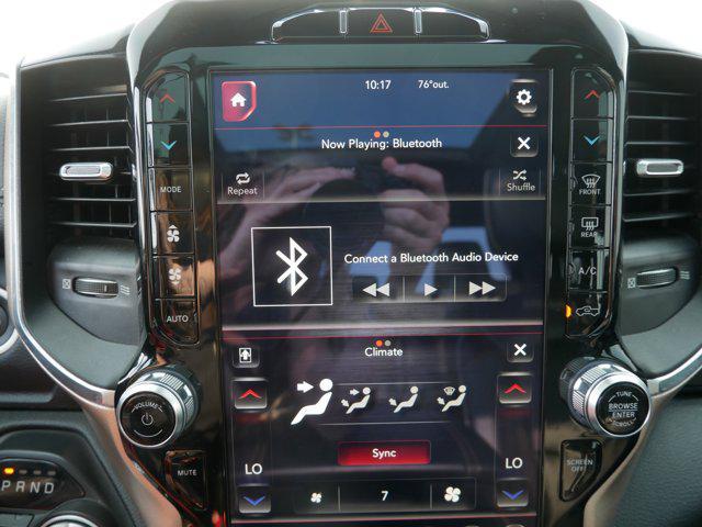 Photo of 2019 Diamond Black Crystal Pearlcoat RAM 1500