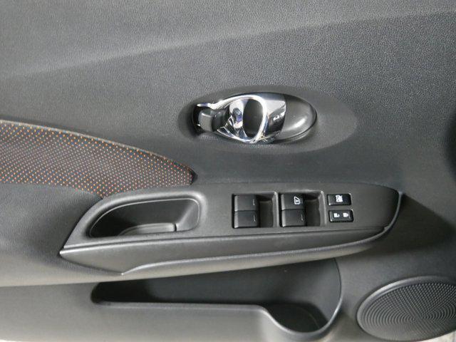 Photo of 2015 Super Black Nissan Versa Note