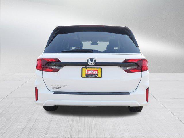 Photo of 2025 Platinum White Pearl Honda Odyssey