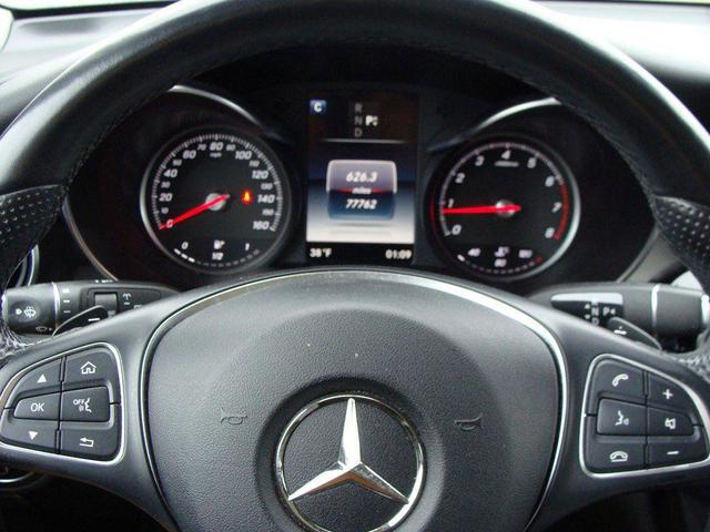 Photo of 2017 Gray Metallic Mercedes-Benz GLC 300