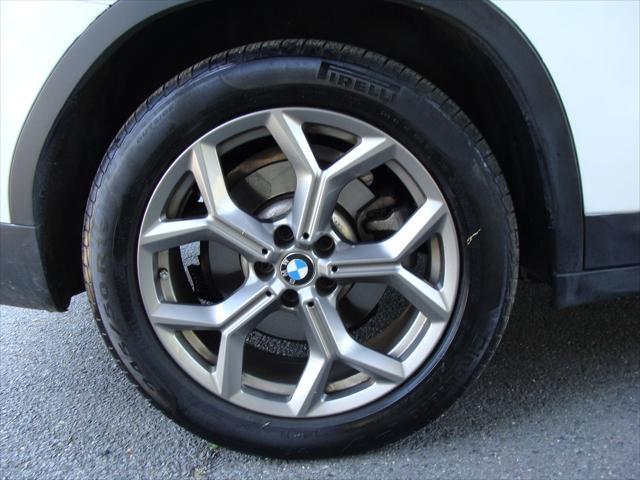 Photo of 2020 Mineral White Metallic BMW X3