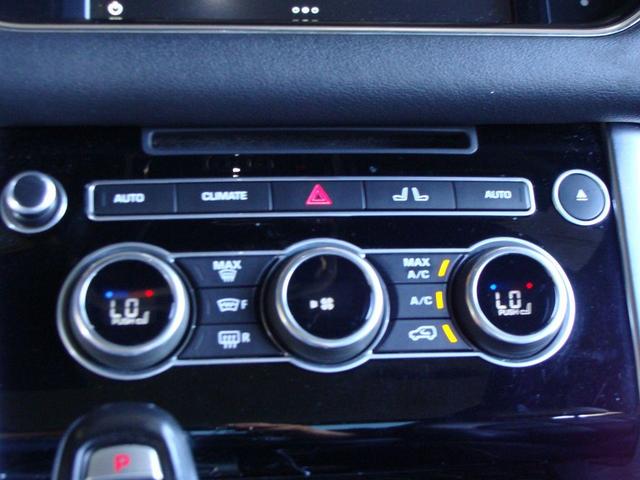 Photo of 2016 White Land Rover Range Rover Sport