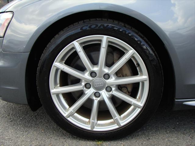 Photo of 2015 Monsoon Gray Metallic Audi A4