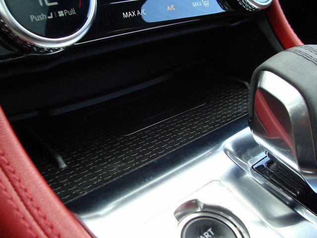 Photo of 2021 Fuji White Jaguar F-PACE