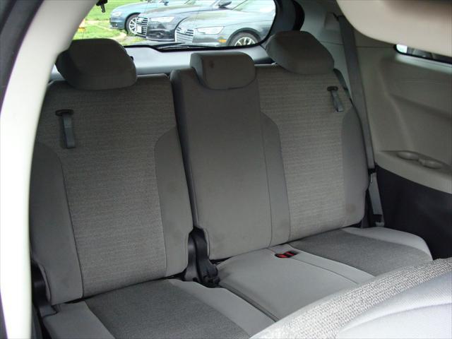 Photo of 2021 Gray Toyota Sienna