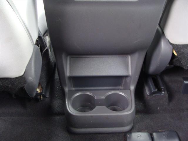 Photo of 2021 Gray Toyota Sienna