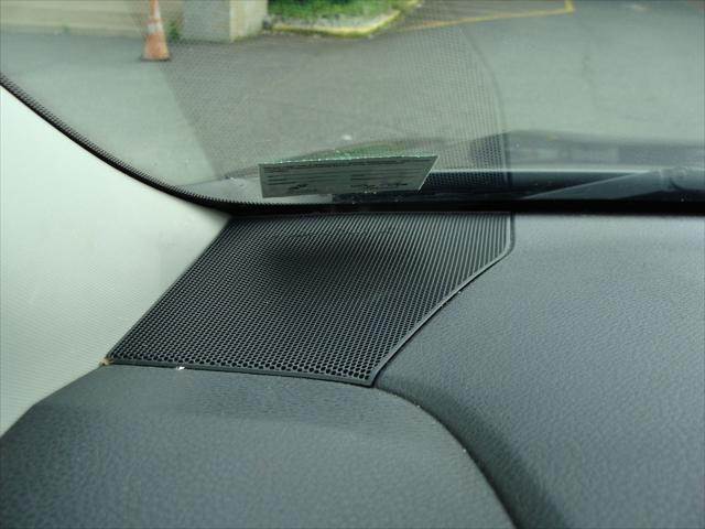 Photo of 2021 Gray Toyota Sienna