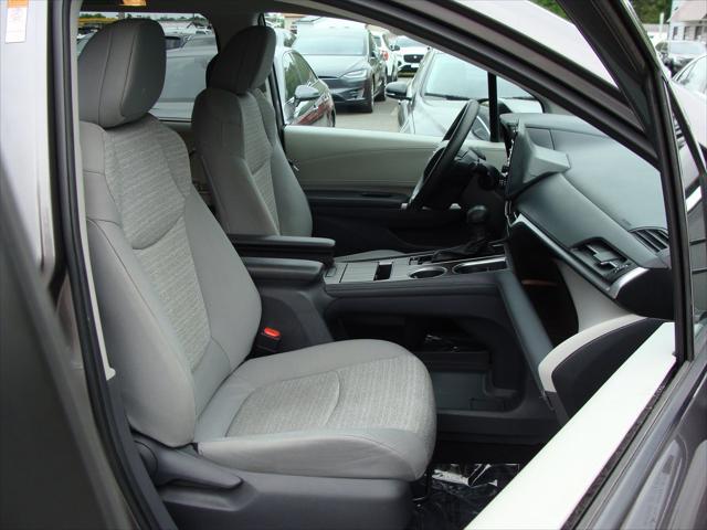 Photo of 2021 Gray Toyota Sienna