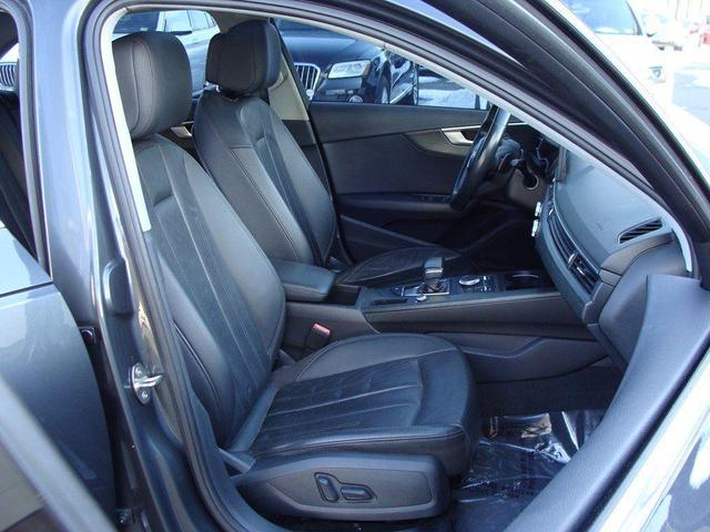 Photo of 2019 Gray Metallic Audi A4