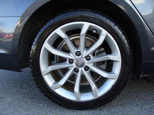 Photo of 2019 Gray Metallic Audi A4