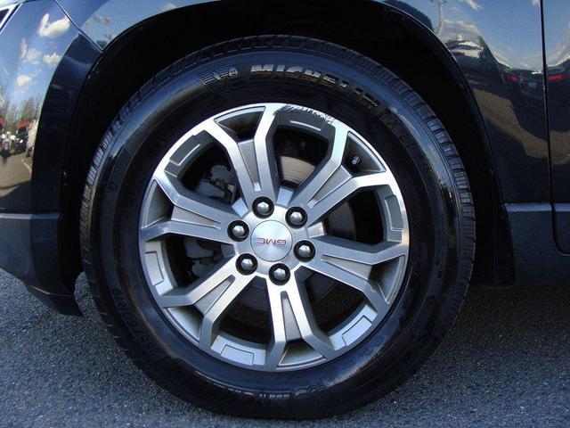 Photo of 2015 Carbon Black Metallic GMC Acadia