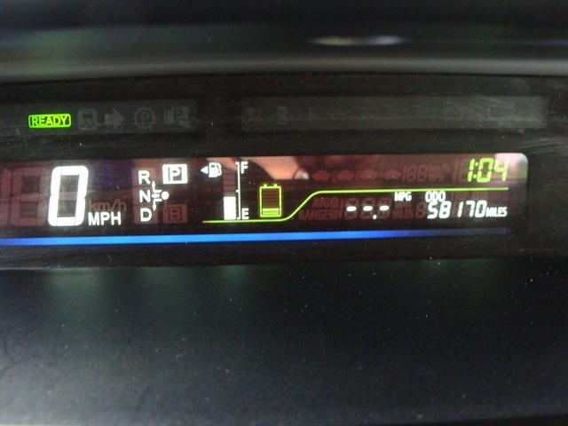 Photo of 2012 White Toyota Prius v