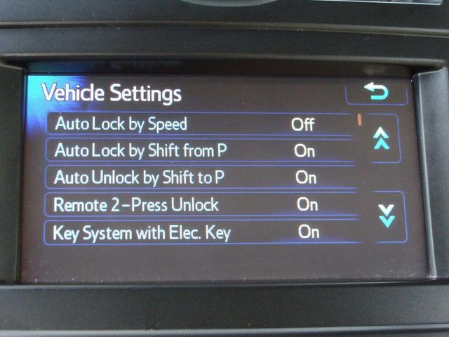 Photo of 2012 White Toyota Prius v