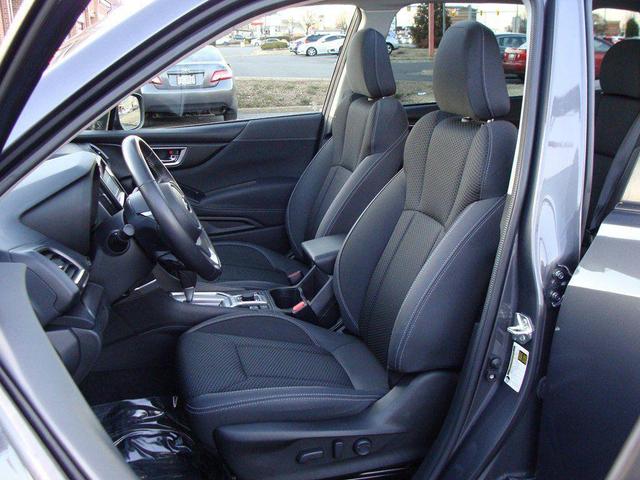 Photo of 2021 Magnetite Gray Metallic Subaru Forester
