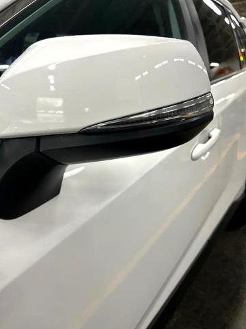 Photo of 2022 White Toyota RAV4
