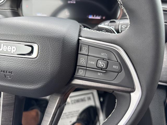 Photo of 2025 Baltic Gray Metallic Clearcoat Jeep Grand Cherokee