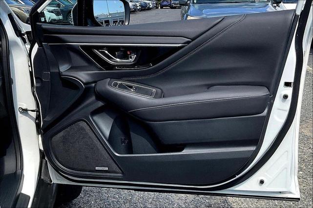 Photo of 2022 Crystal White Pearl Subaru Outback