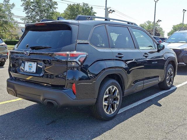 Photo of 2025 Crystal Black Silica Subaru Forester