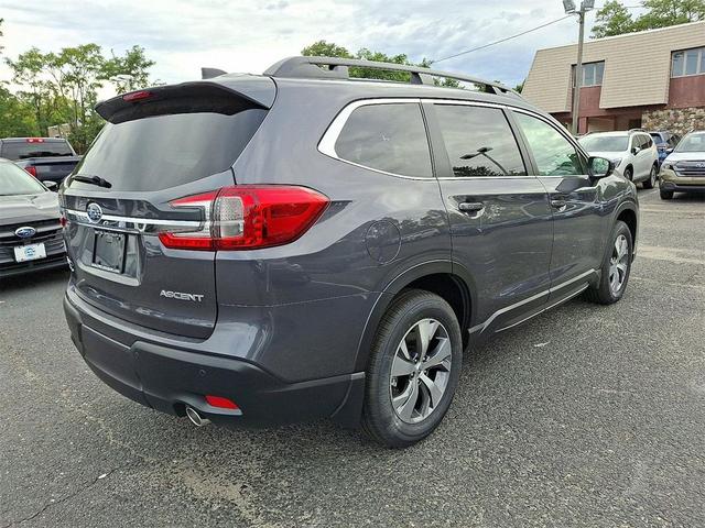 Photo of 2025 Magnetite Gray Metallic Subaru Ascent