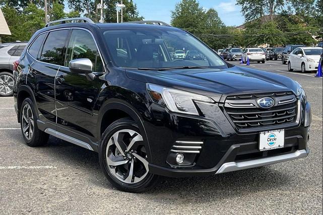 Photo of 2022 Crystal Black Silica Subaru Forester