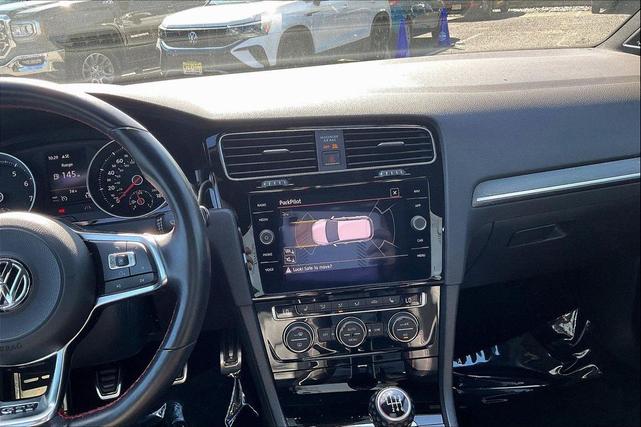 Photo of 2018  Volkswagen Golf GTI