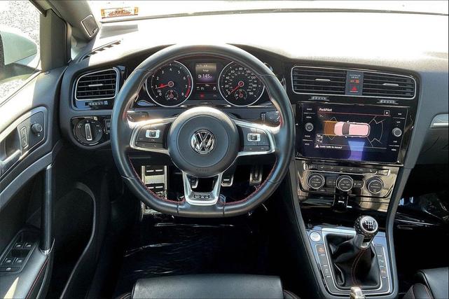 Photo of 2018  Volkswagen Golf GTI