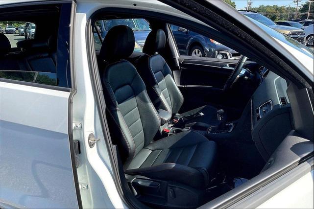 Photo of 2018  Volkswagen Golf GTI