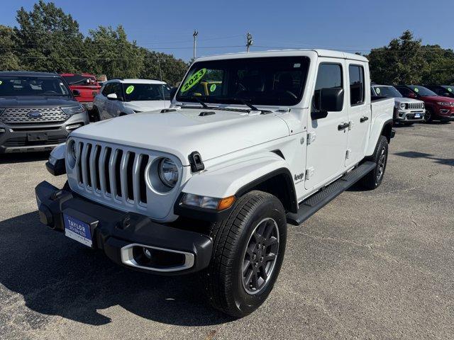 Photo of 2023 Bright White Clearcoat Jeep Gladiator