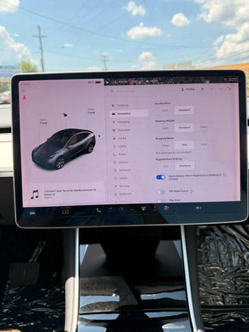 Photo of 2020 Gray Tesla Model Y