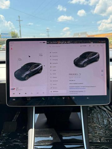 Photo of 2020 Gray Tesla Model Y