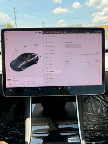 Photo of 2020 Gray Tesla Model Y