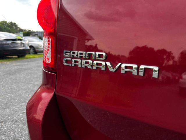 Photo of 2016 Burgundy Dodge Grand Caravan