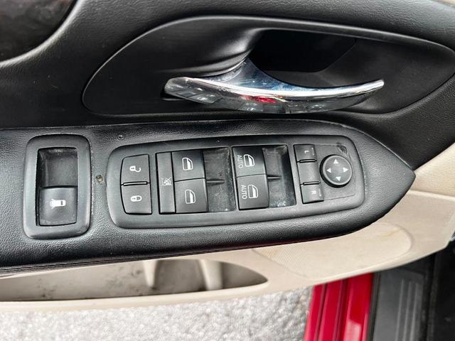 Photo of 2016 Burgundy Dodge Grand Caravan