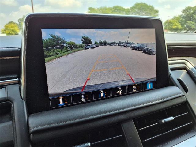 Photo of 2021 Black Chevrolet Suburban
