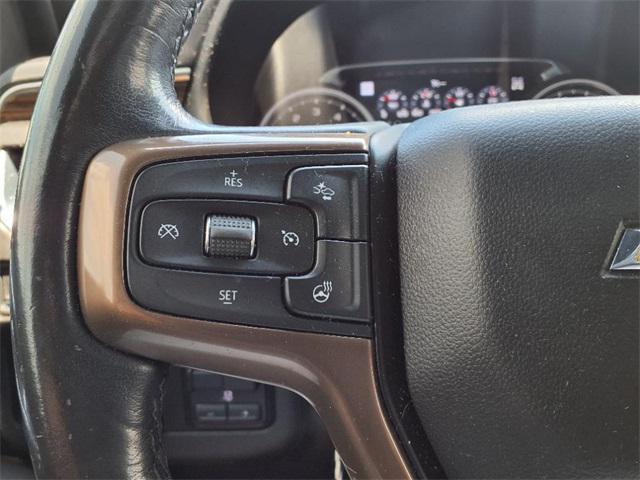 Photo of 2021 Black Chevrolet Suburban