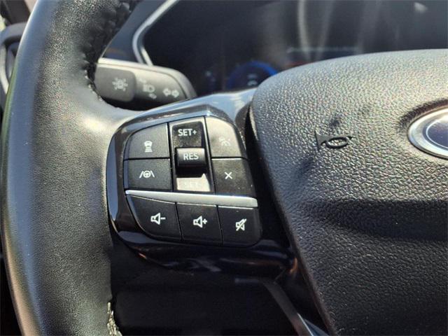 Photo of 2022 Agate Black Metallic Ford Escape