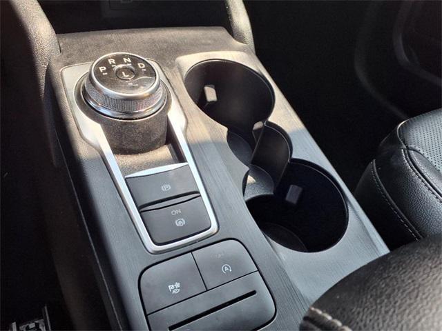 Photo of 2022 Agate Black Metallic Ford Escape