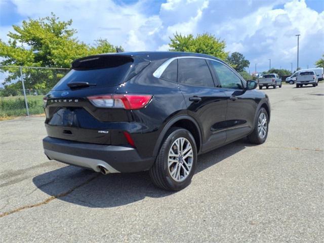 Photo of 2022 Agate Black Metallic Ford Escape