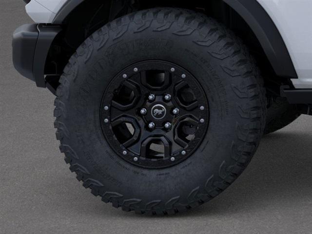 Photo of 2025 Oxford White Ford Bronco