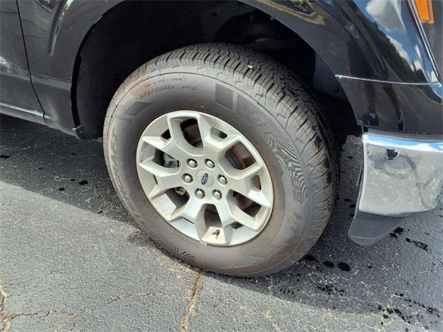 Photo of 2023 Black Metallic Ford F-150