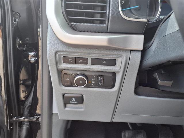 Photo of 2023 Agate Black Metallic Ford F-150