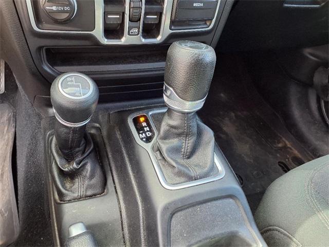 Photo of 2018 Granite Crystal Metallic Clearcoat Jeep Wrangler Unlimited