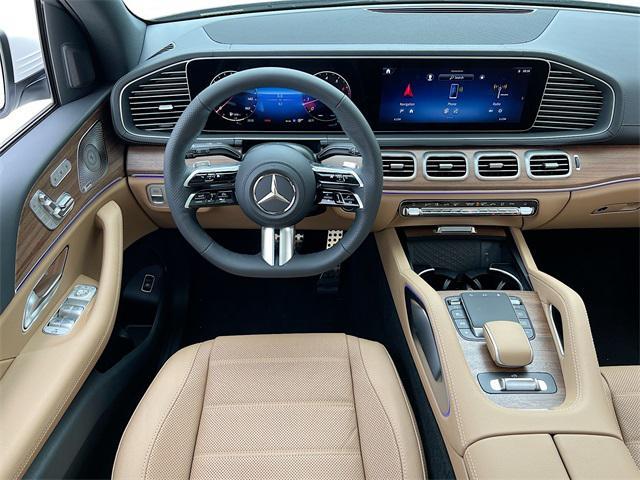 Photo of 2024 Polar White Mercedes-Benz GLS 450