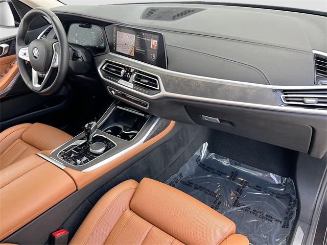Photo of 2022 Dark Graphite Metallic BMW X7
