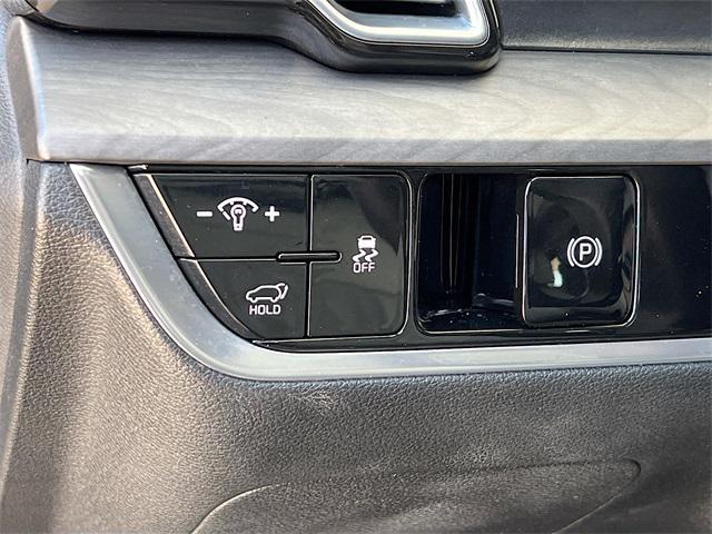 Photo of 2023 Ebony Black Kia Sportage
