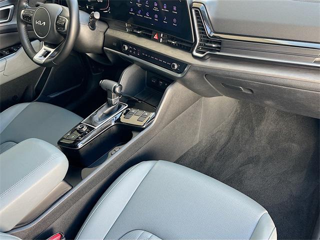 Photo of 2023 Ebony Black Kia Sportage