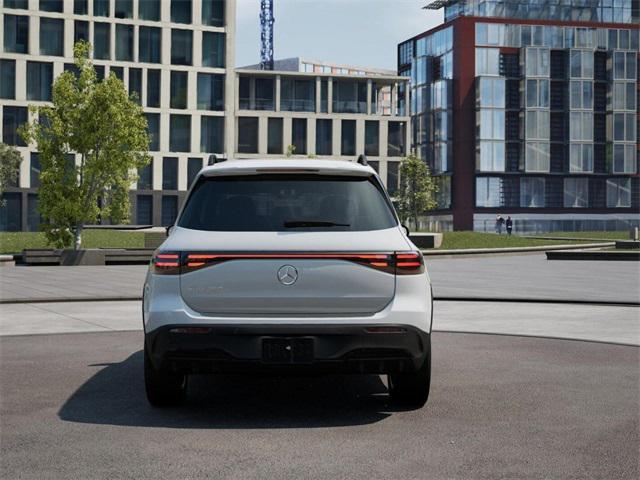 Photo of 2024 Polar White Mercedes-Benz EQB 250